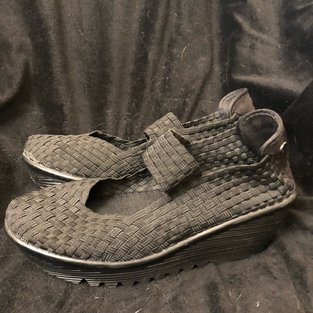 Bernie Mev black Lulia maryjanes